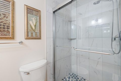 Condo in Clearwater, Florida, 2 bedrooms  № 1912192 - photo 11