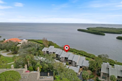 Condo in Clearwater, Florida, 2 bedrooms  № 1912192 - photo 1