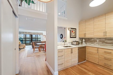 Condo in Clearwater, Florida, 2 bedrooms  № 1912192 - photo 14