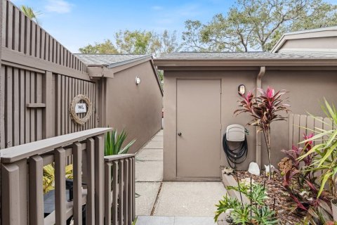 Condo in Clearwater, Florida, 2 bedrooms  № 1912192 - photo 4