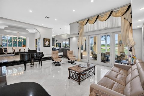 Casa en venta en Palm Coast, Florida, 5 dormitorios, 549.7 m2 № 2201070 - foto 20