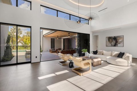 Casa en venta en Miami Shores, Florida, 5 dormitorios, 474.64 m2 № 2031365 - foto 14