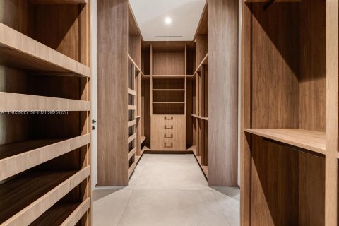 Casa en venta en Miami Shores, Florida, 5 dormitorios, 474.64 m2 № 2031365 - foto 29