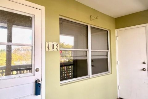 Copropriété à louer à Hollywood, Floride: 1 chambre, 55.46 m2 № 2064105 - photo 4