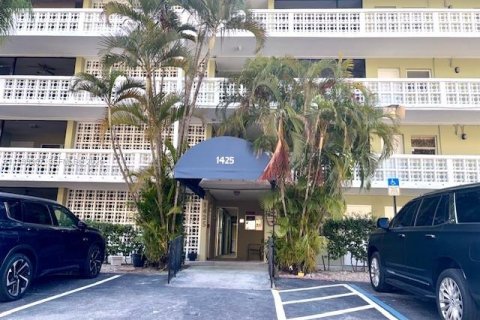 Copropriété à louer à Hollywood, Floride: 1 chambre, 55.46 m2 № 2064105 - photo 24