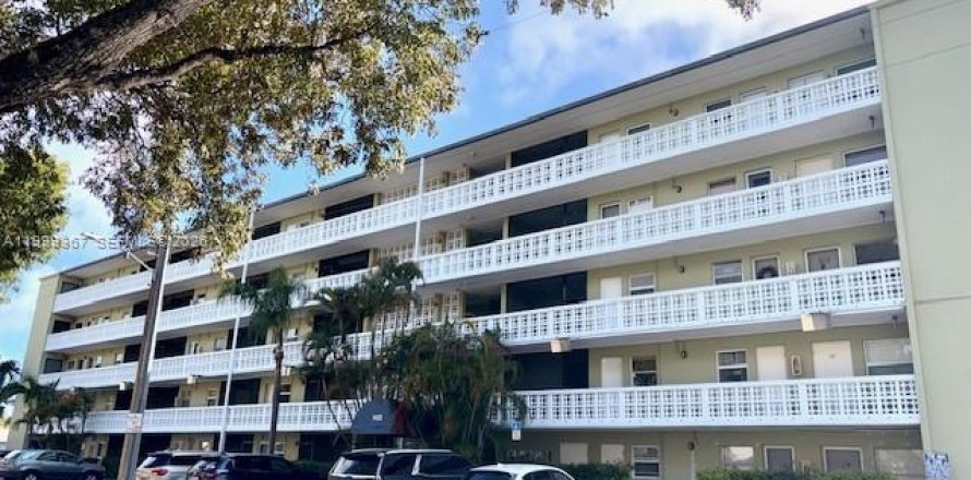 Condo à Hollywood, Floride, 1 chambre  № 2064105