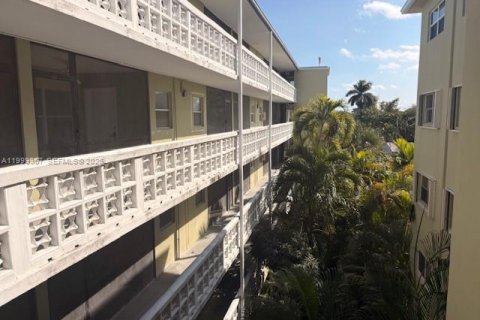 Copropriété à louer à Hollywood, Floride: 1 chambre, 55.46 m2 № 2064105 - photo 26