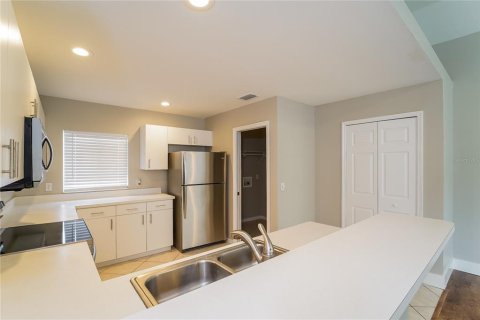 Villa ou maison à vendre à North Port, Floride: 3 chambres, 158.96 m2 № 2288043 - photo 7