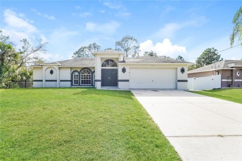 Villa ou maison à North Port, Floride 3 chambres, 158.96 m2 № 2288043