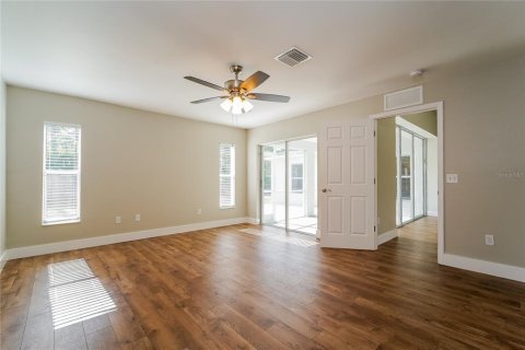 Villa ou maison à vendre à North Port, Floride: 3 chambres, 158.96 m2 № 2288043 - photo 8