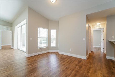 Villa ou maison à vendre à North Port, Floride: 3 chambres, 158.96 m2 № 2288043 - photo 5