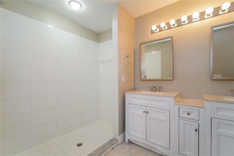 Villa ou maison à vendre à North Port, Floride: 3 chambres, 158.96 m2 № 2288043 - photo 9