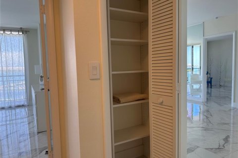 Condo in Clearwater, Florida, 2 bedrooms  № 1910288 - photo 28