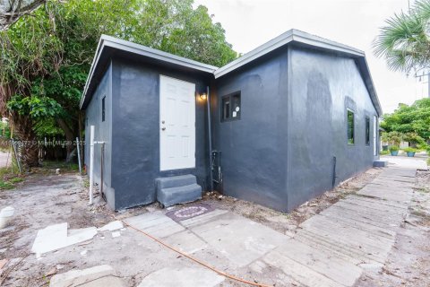 House in Delray Beach, Florida 1 bedroom, 46.45 sq.m. № 1888899 - photo 1