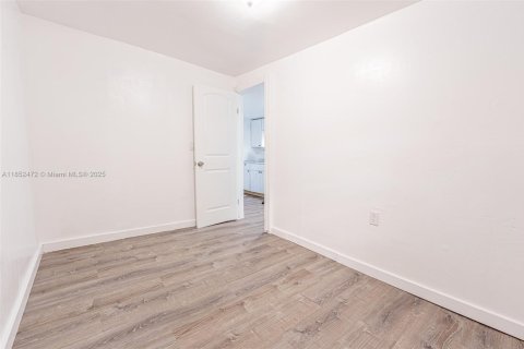 House in Delray Beach, Florida 1 bedroom, 46.45 sq.m. № 1888899 - photo 3