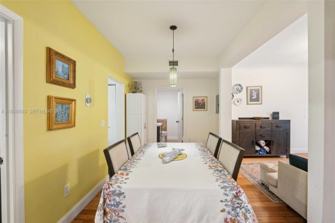 Condominio en venta en Miami Beach, Florida, 2 dormitorios, 65.68 m2 № 2168695 - foto 8
