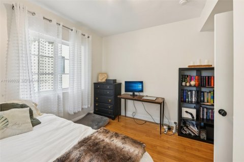 Condominio en venta en Miami Beach, Florida, 2 dormitorios, 65.68 m2 № 2168695 - foto 18