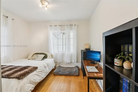 Condominio en venta en Miami Beach, Florida, 2 dormitorios, 65.68 m2 № 2168695 - foto 16
