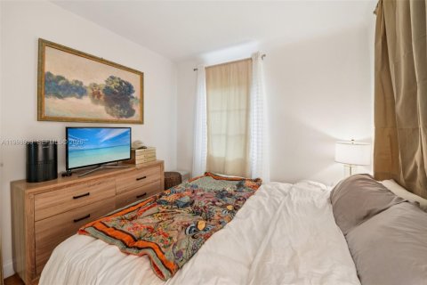 Condominio en venta en Miami Beach, Florida, 2 dormitorios, 65.68 m2 № 2168695 - foto 20
