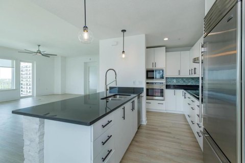 Condominio en alquiler en Orlando, Florida, 2 dormitorios, 196.95 m2 № 1918310 - foto 12