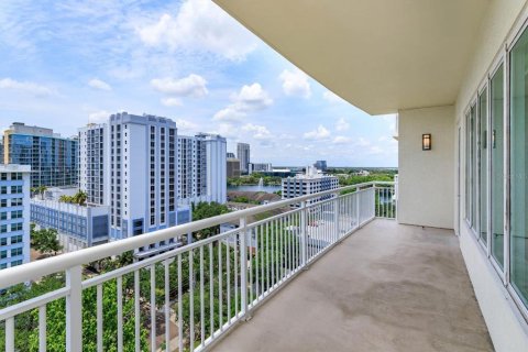 Condominio en alquiler en Orlando, Florida, 2 dormitorios, 196.95 m2 № 1918310 - foto 23