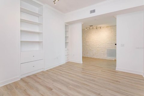 Condominio en alquiler en Orlando, Florida, 2 dormitorios, 196.95 m2 № 1918310 - foto 25