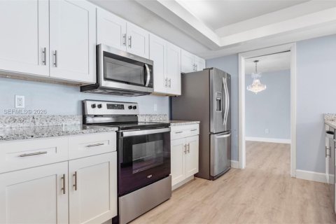 Casa en venta en Margate, Florida, 4 dormitorios, 164.9 m2 № 2028152 - foto 8