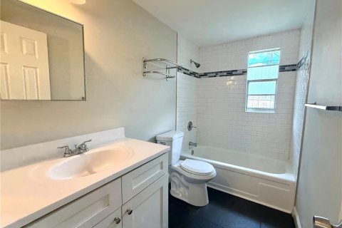 Appartement à louer à Tampa, Floride: 2 chambres, 78.97 m2 № 2094619 - photo 5