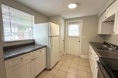 Appartement à louer à Tampa, Floride: 2 chambres, 78.97 m2 № 2094619 - photo 4