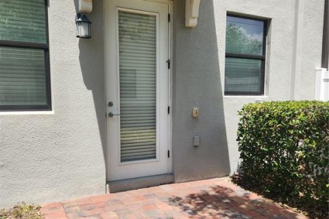Townhouse in Davenport, Florida 4 bedrooms, 188.22 sq.m. № 2211649 - photo 22