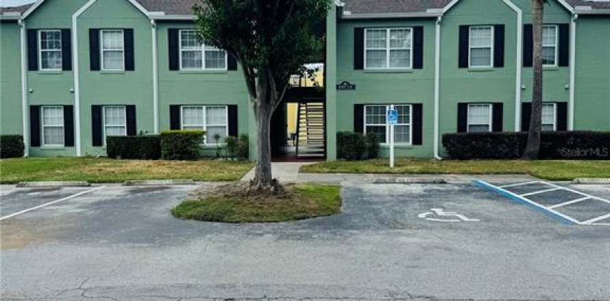 Condo à Orlando, Floride, 3 chambres  № 2111182