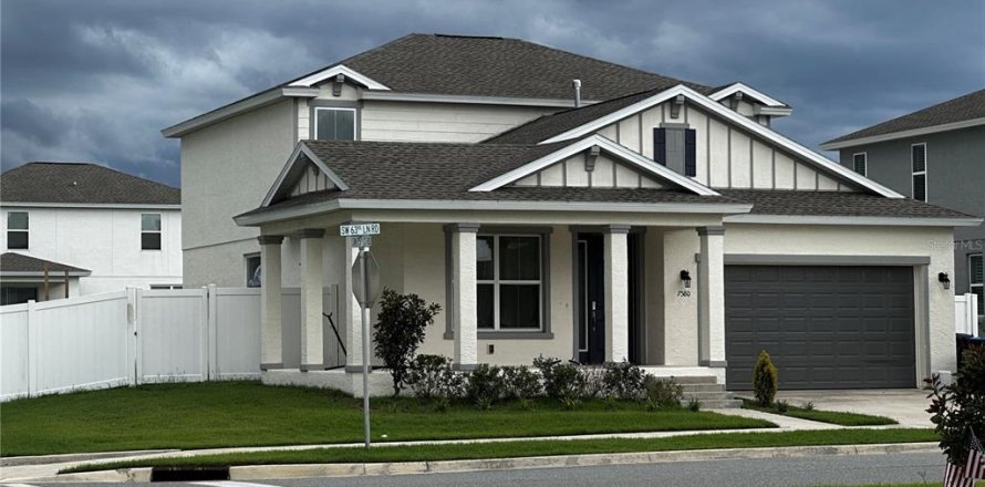 House in Ocala, Florida 4 bedrooms, 223.8 sq.m. № 2310080