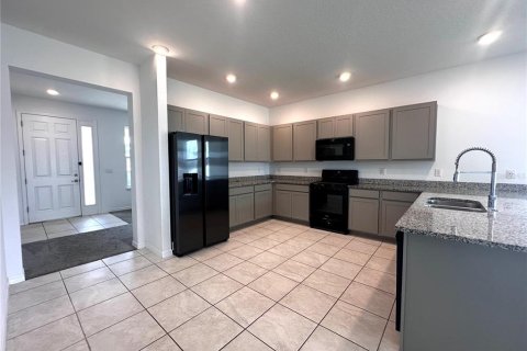 House in Ocala, Florida 4 bedrooms, 223.8 sq.m. № 2310080 - photo 3