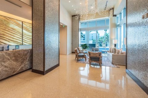 Condo in Miami Beach, Florida, 2 bedrooms  № 2046929 - photo 18