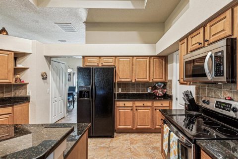 Villa ou maison à vendre à Brooksville, Floride: 3 chambres, 201.6 m2 № 1678050 - photo 13