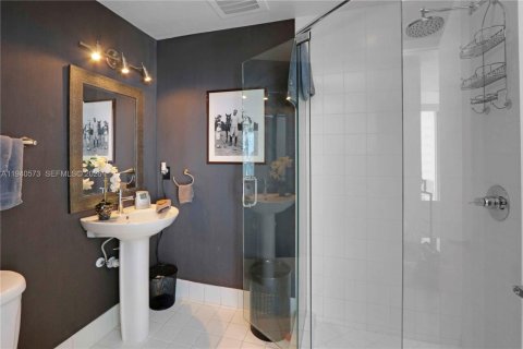 Купить кондоминиум в Майами, Флорида 7 комнат, 173.73м2, № 2000963 - фото 8