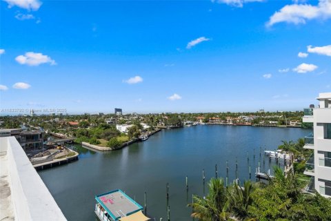 Copropriété à vendre à Fort Lauderdale, Floride: 1 chambre, 117.52 m2 № 1939705 - photo 20