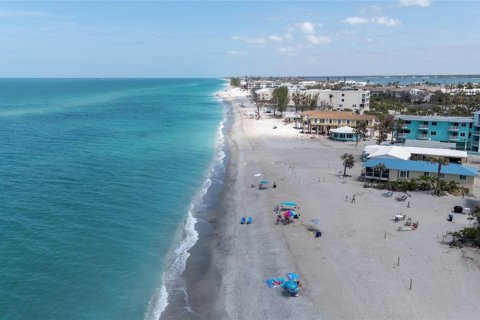 Condo in Englewood, Florida, 2 bedrooms  № 1679310 - photo 4