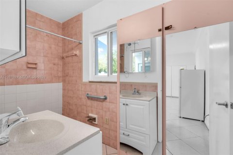 Снять в аренду виллу или дом в Майами, Флорида 251.86м2, № 2060857 - фото 5