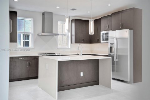 Townhouse in Delray Beach, Florida 3 bedrooms, 166.57 sq.m. № 1841117 - photo 29