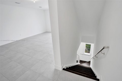 Townhouse in Delray Beach, Florida 3 bedrooms, 166.57 sq.m. № 1841117 - photo 15