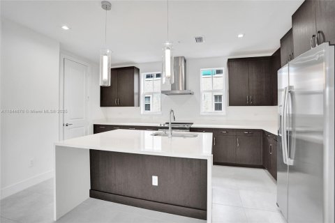 Townhouse in Delray Beach, Florida 3 bedrooms, 166.57 sq.m. № 1841117 - photo 19
