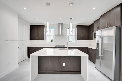 Townhouse in Delray Beach, Florida 3 bedrooms, 166.57 sq.m. № 1841117 - photo 20