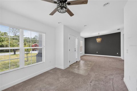 House in Sebring, Florida 4 bedrooms, 188.87 sq.m. № 2203546 - photo 15