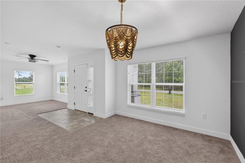 House in Sebring, Florida 4 bedrooms, 188.87 sq.m. № 2203546 - photo 12