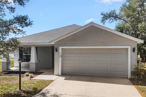 House in Lady Lake, Florida 4 bedrooms, 166.76 sq.m. № 1586349 - photo 26