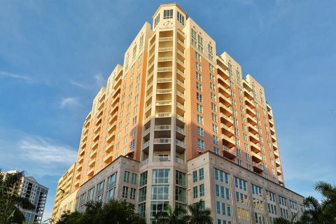 Condominio en Sarasota, Florida, 2 dormitorios № 2409795