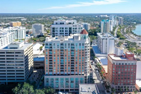 Condominio en venta en Sarasota, Florida, 2 dormitorios, 124.12 m2 № 2409795 - foto 2