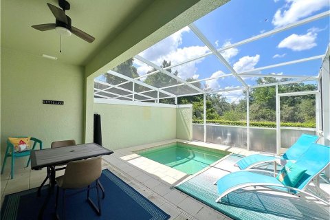 Townhouse in Clermont, Florida 3 bedrooms, 140.47 sq.m. № 2218682 - photo 25