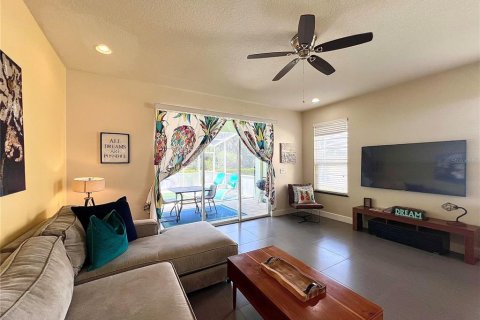 Townhouse in Clermont, Florida 3 bedrooms, 140.47 sq.m. № 2218682 - photo 5